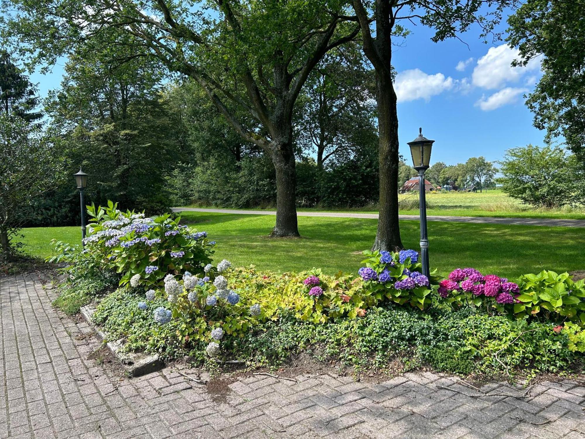 Buitenplaats Ureterp Exteriér fotografie